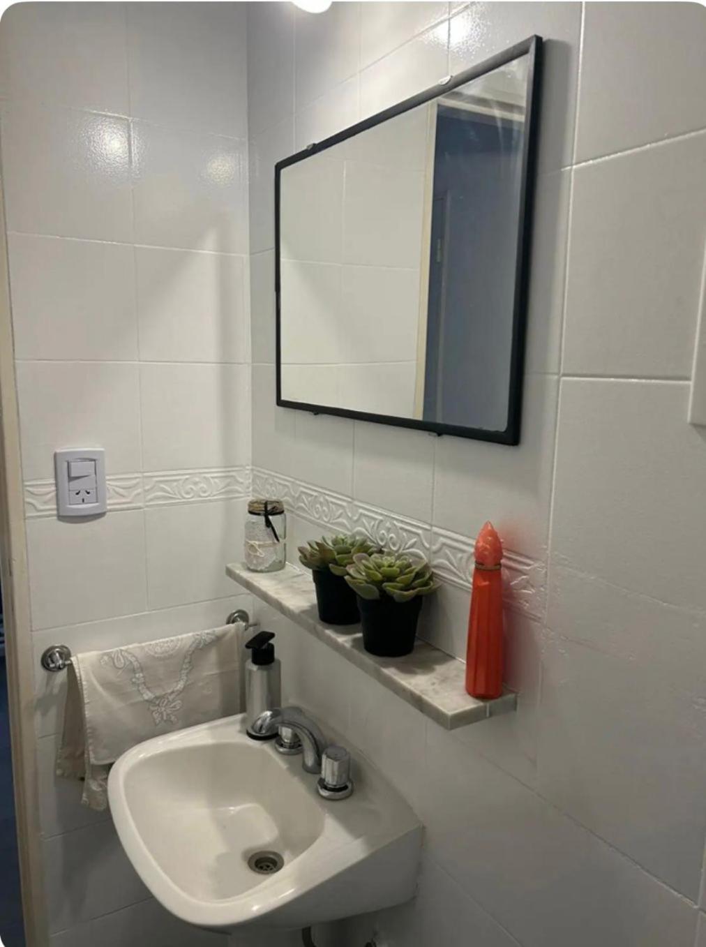 Tranquilo Estudio En Recoleta * Buenos Aires